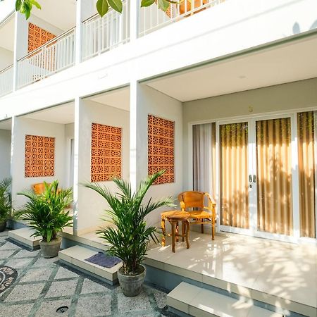 Dharma Guest House Seminyak Redpartner Экстерьер фото